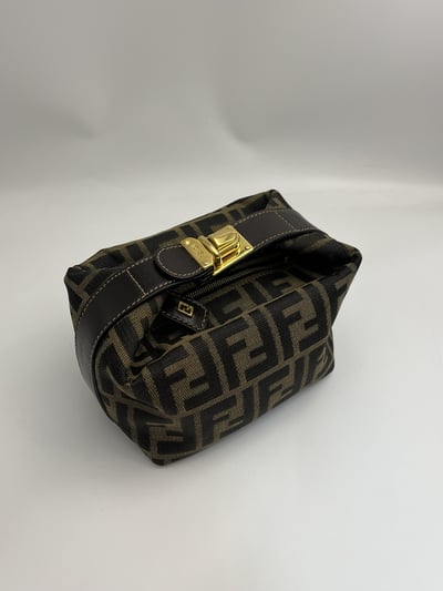 Fendi mini飯盒包3
