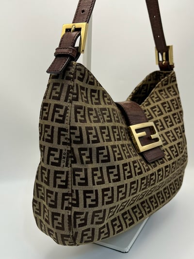 Fendi牛角包7