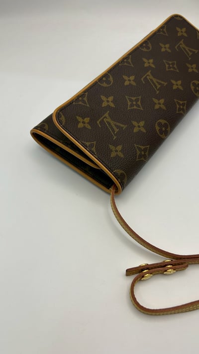 Louis vuitton信封包4