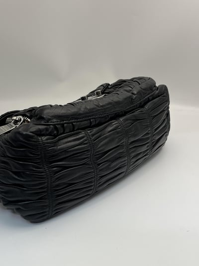 Prada肩背包(兩面面可用)8