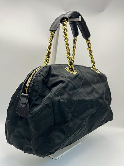 Prada尼龍波士頓包11