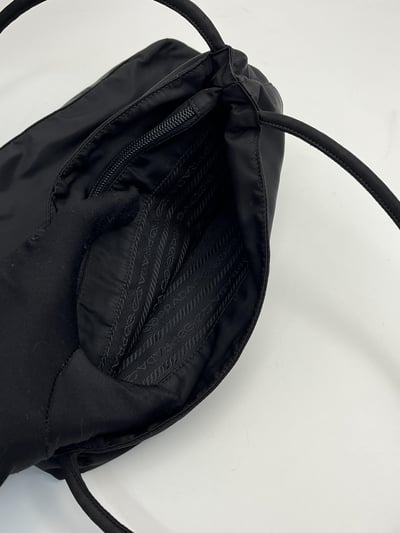 Prada尼龍托特包10