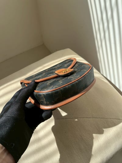 Celine凱旋門馬鞍包7