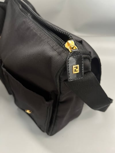 Fendi郵差包12