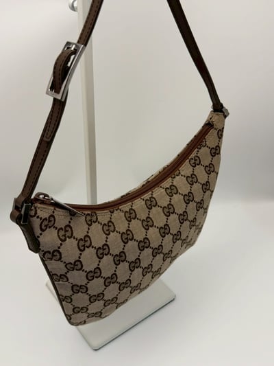 Gucci老花餃子包5