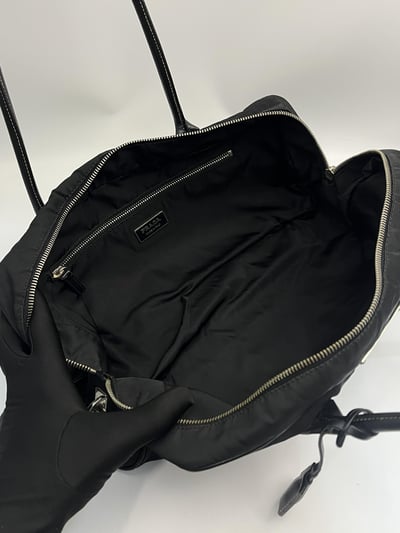 Prada尼龍長柄包10