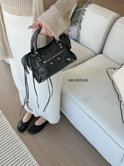 Balenciaga 機車包2
