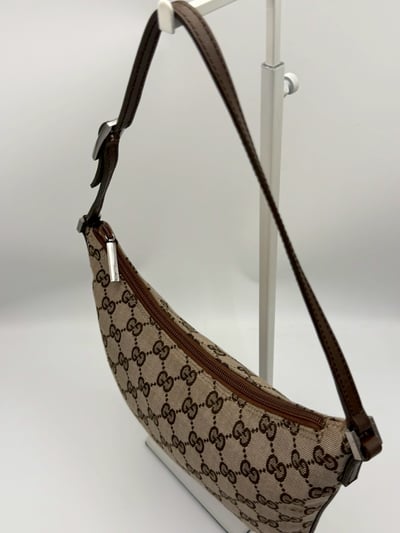 Gucci老花餃子包8