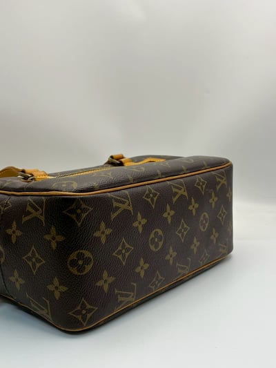 Louis vuitton開口笑15