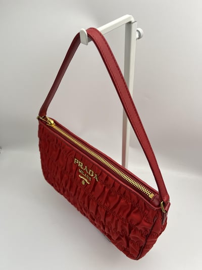 Prada單肩包8