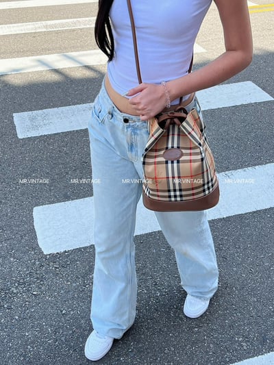 Burberry水桶包/手提/斜背3