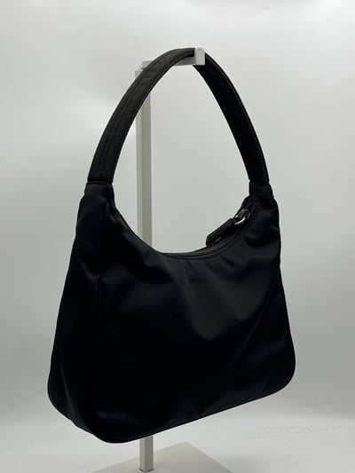 Prada hobo9
