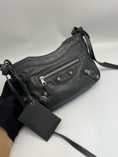 Balenciaga 迷你機車包3