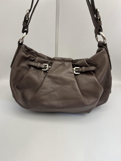 Prada 托特包7