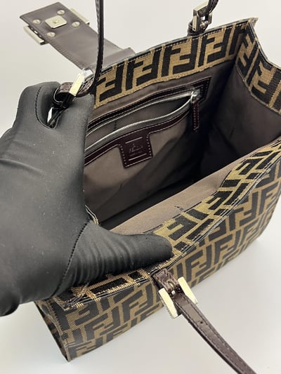 Fendi托特包11