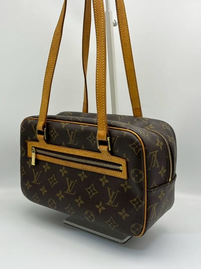 Louis vuitton開口笑8