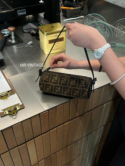 Fendi圓筒包1