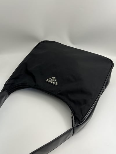 Prada hobo2