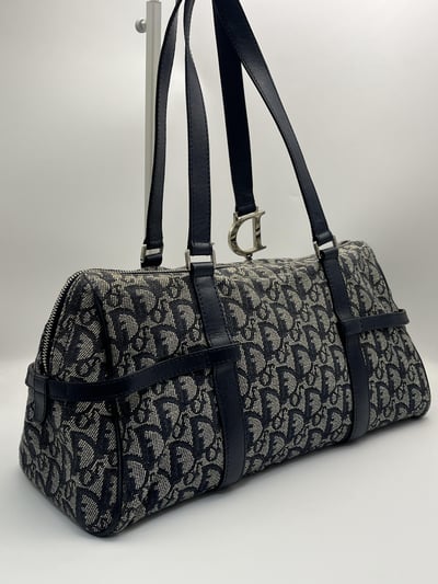 Dior D 扣手提包10