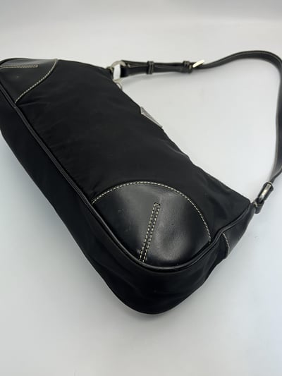 Prada尼龍肩背包9