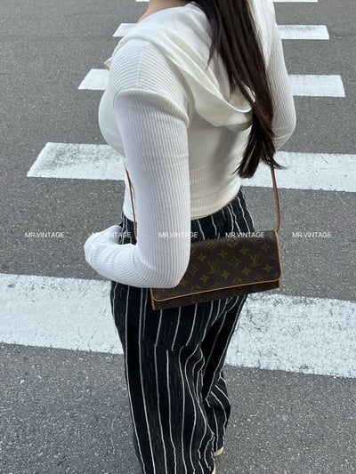 Louis vuitton信封包1