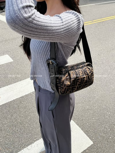 Fendi 單肩包1