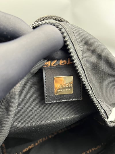 Fendi mini 後背包8