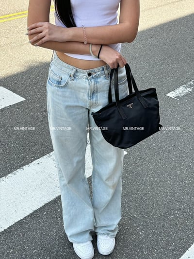 Prada尼龍水餃包2