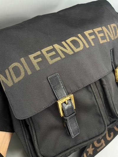 Fendi郵差包4