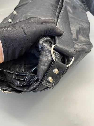 Balenciaga斜肩包12