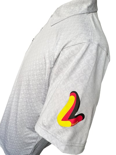 大螺旋槳 菱圓形圖案印花-POLO衫短袖上衣-手袖徽章三色-灰（男） 4