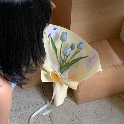 5 支染藍鬱金香花束6