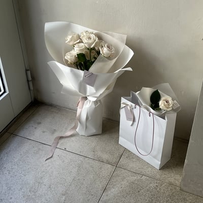 7 支白or米玫瑰花束3