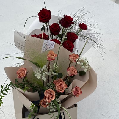 9 支卡布玫瑰混合花束7