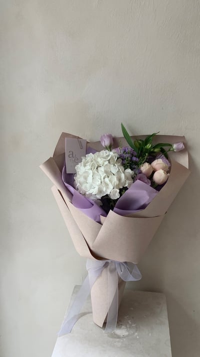 白紫色系混合花束2