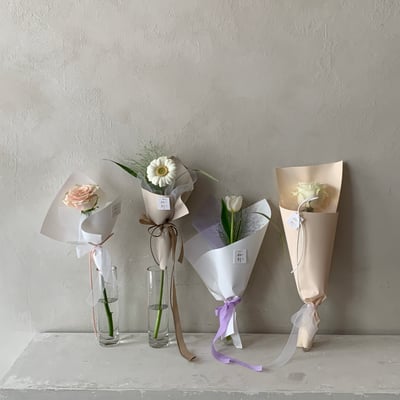 單支白色鬱金香花束7