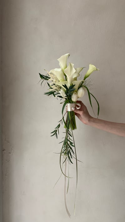 韓式橢圓捧花 - 白綠色系3