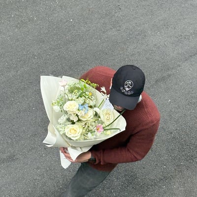 Valentine’s Seasonal Blooms3