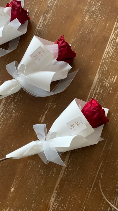 單支永生紅玫瑰花束5