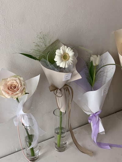 單支珍珠非洲菊花束4