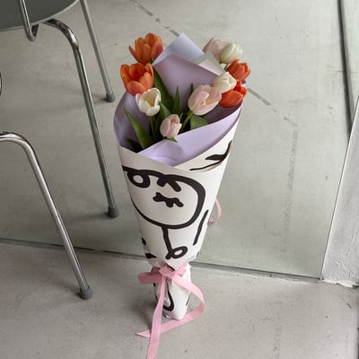 Colorful Tulips Bouquet (White)3
