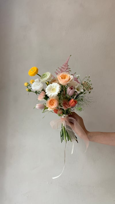 韓式線型捧花 - 橘粉蜜桃5