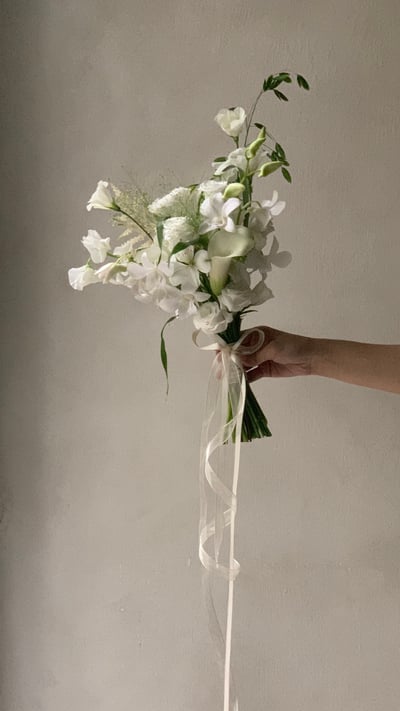 韓式線型捧花 - 白綠色系3