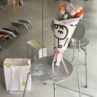 Colorful Tulips Bouquet (White)2