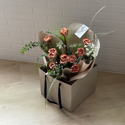 9 支卡布玫瑰混合花束3