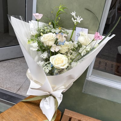 Valentine’s Seasonal Blooms2