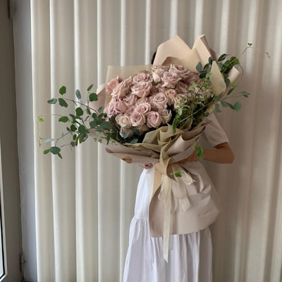 99朵玫瑰花束包裝課程7