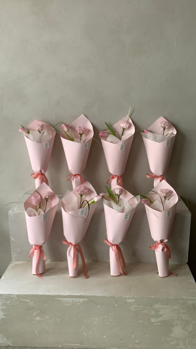 鬱金香桔梗花束3