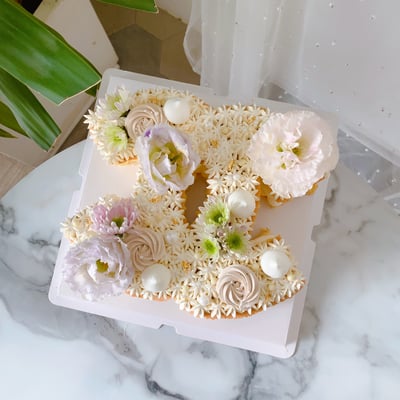 字母Ｃ（白色鮮花款）1