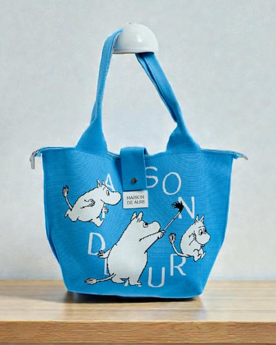 Poche Grande Moomin: Moomin 嚕嚕米 大口袋包1